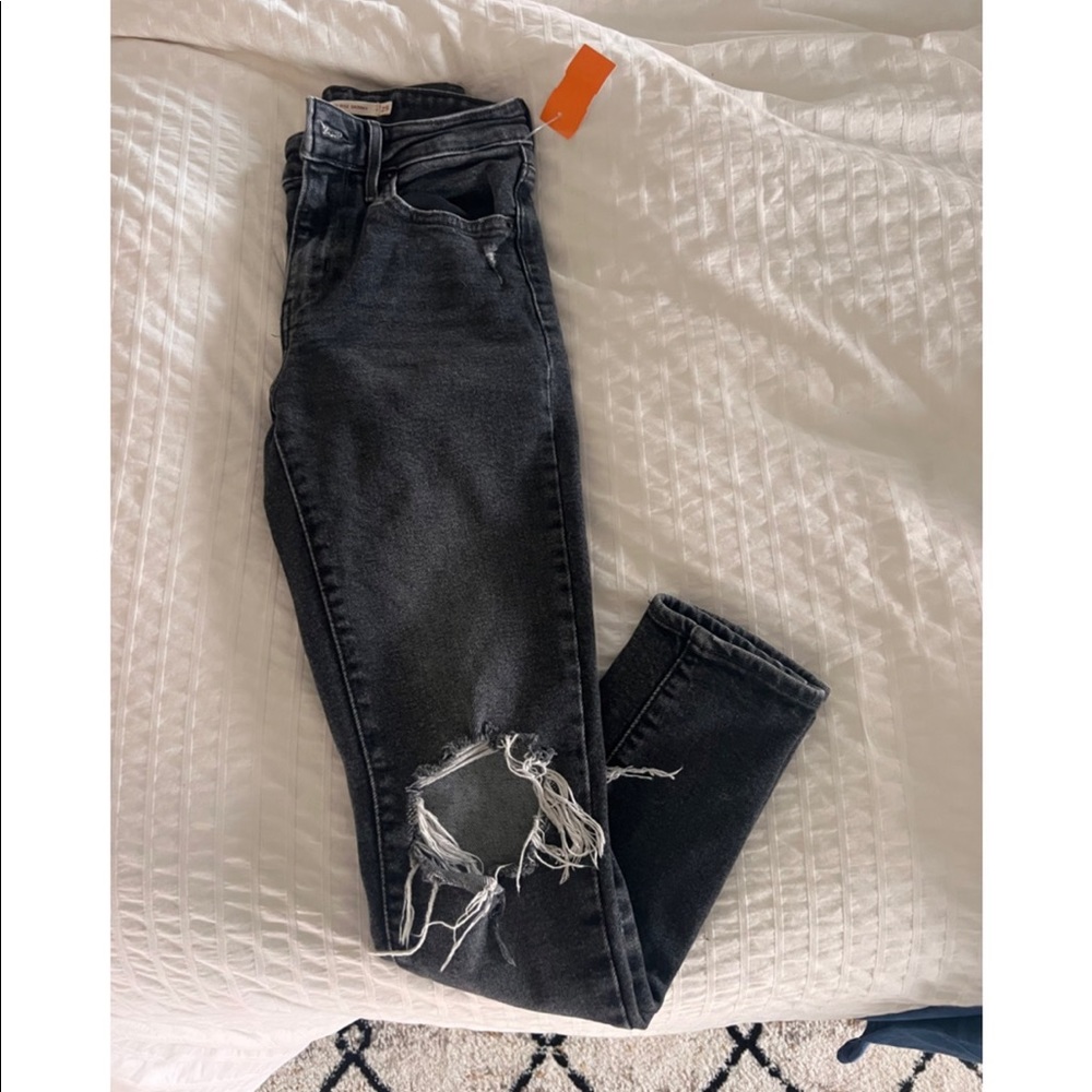 LEVI 721 Highrise Skinny Jean